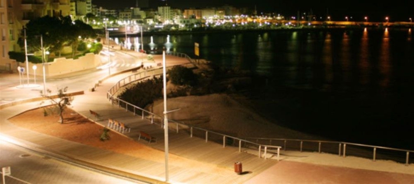 Imagen de los exteriores del Hotel Flamingo, L'Ampolla. Foto 8