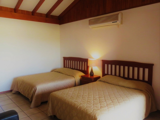 Imagen de la habitación del Hotel Flamingo Marina Resort. Foto 7