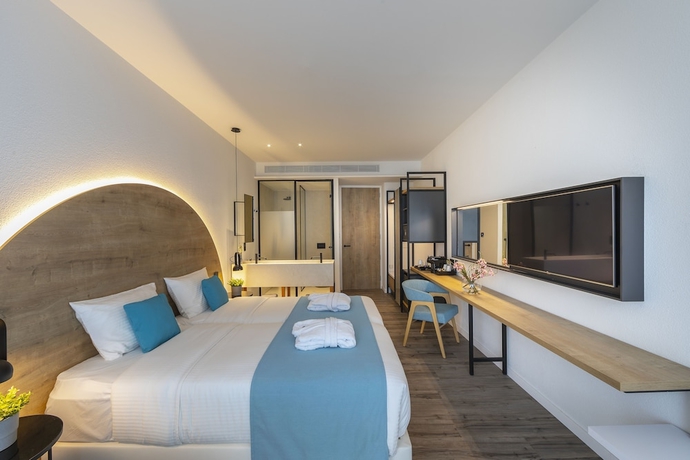 Imagen de la habitación del Hotel Flamingo Paradise Beach Adults Only. Foto 2