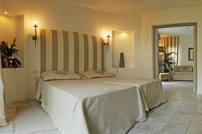 Imagen de la habitación del Hotel Flamingo Resort, SANTA MARGHERITA DI PULA. Foto 9