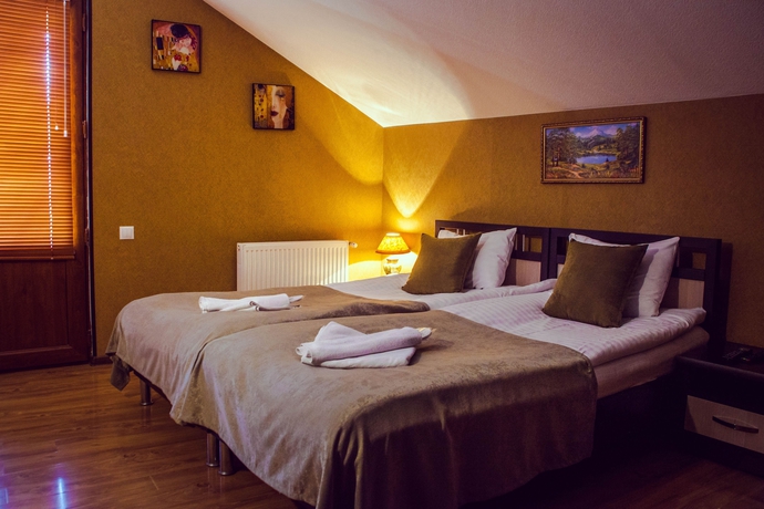 Imagen de la habitación del Hotel Flamingo, Tbilisi. Foto 2
