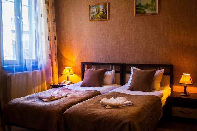 Imagen de la habitación del Hotel Flamingo, Tbilisi. Foto 6