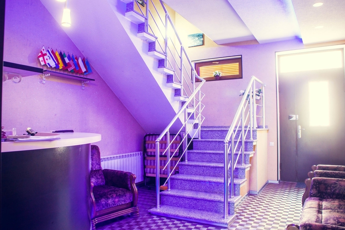 Imagen de los interiores del Hotel Flamingo, Tbilisi. Foto 17