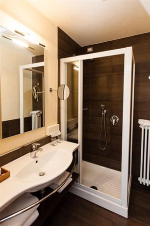 Imagen de la habitación del Hotel Flaminia. Foto 15