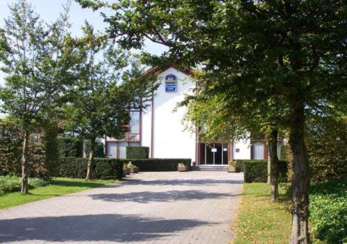 Imagen general del Hotel Flanders Lodge Hotel. Foto 4