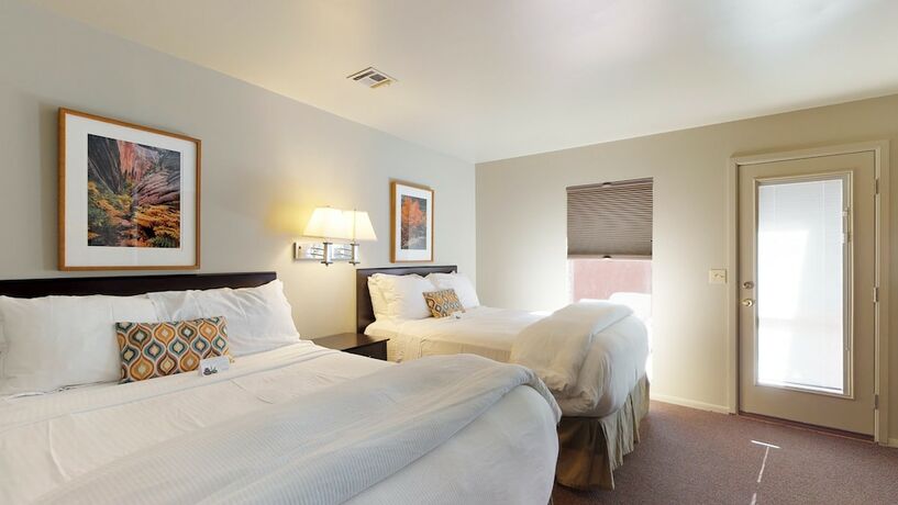 Imagen de la habitación del Hotel Flanigan\'s Resort and Spa. Foto 14
