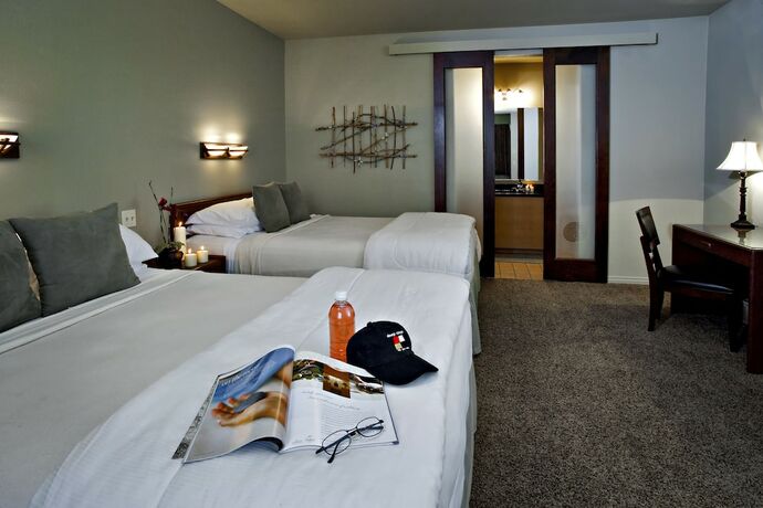Imagen general del Hotel Flanigan\'s Resort and Spa. Foto 4