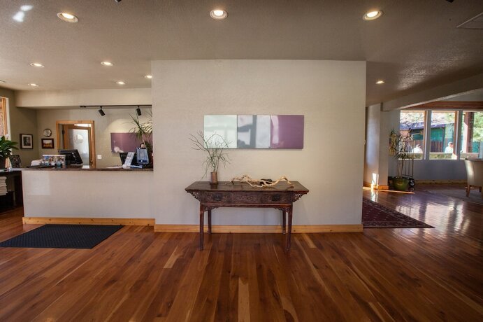 Imagen general del Hotel Flanigan\'s Resort and Spa. Foto 9