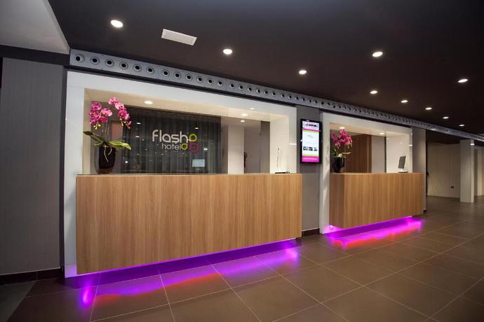 Imagen de los interiores del Hotel Flash (Adults Only). Foto 8
