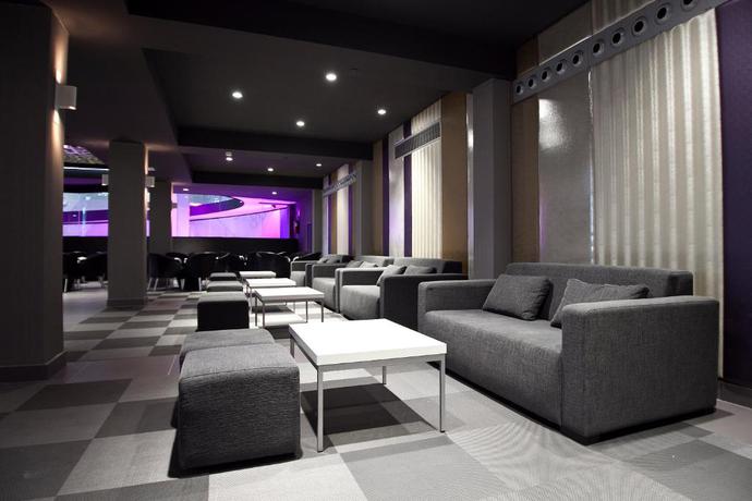 Imagen de los interiores del Hotel Flash (Adults Only). Foto 9