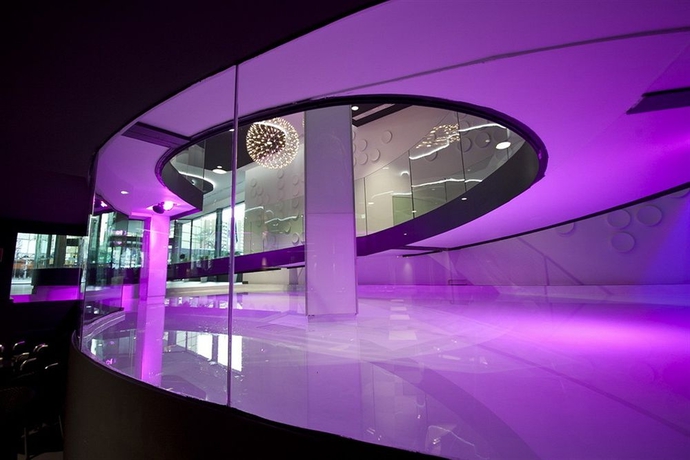 Imagen de los interiores del Hotel Flash Hotel (Adults Only). Foto 5