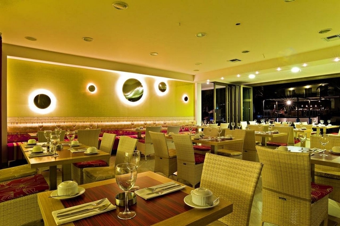 Imagen general del Hotel Flegra Palace. Foto 3