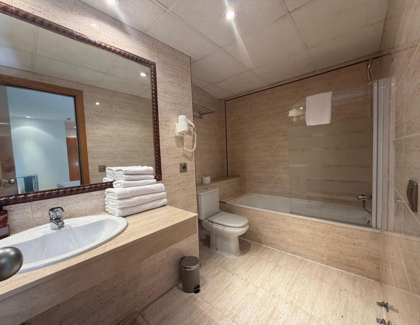 Imagen de la habitación del Hotel Fleming Center by Punta25. Foto 14