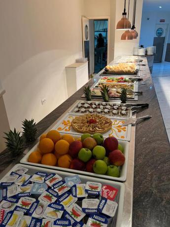 Imagen general del Hotel Fleming Playa Poniente. Foto 6