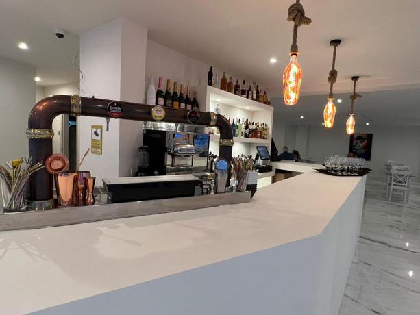 Imagen general del Hotel Fleming Playa Poniente. Foto 7