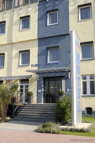 Imagen de los exteriores del Hotel Flemings Conference Hotel Frankfurt. Foto 9