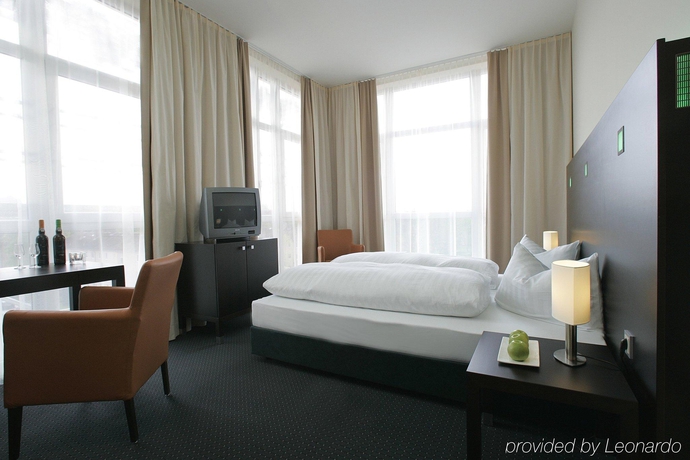 Imagen de la habitación del Hotel Flemings Conference Hotel Frankfurt. Foto 7
