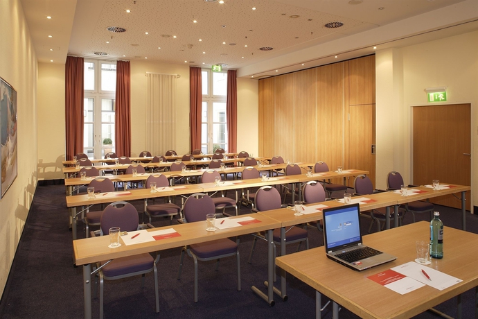 Imagen de los interiores del Hotel Flemings Frankfurt-Central. Foto 12