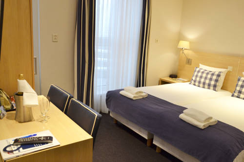 Imagen de la habitación del Hotel Fletcher Badhotel Egmond Aan Zee. Foto 3