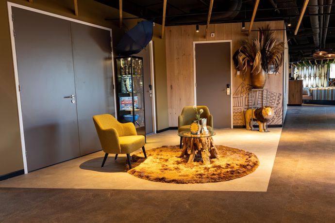 Imagen de los interiores del Hotel Fletcher Restaurant ByZoo Emmen. Foto 19