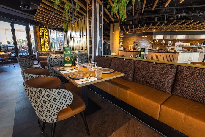 Imagen del bar/restaurante del Hotel Fletcher Restaurant ByZoo Emmen. Foto 10