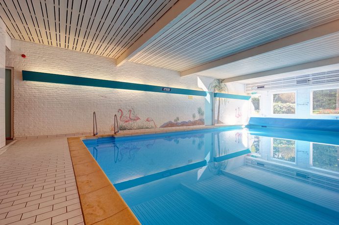 Imagen de la piscina del Hotel Fletcher Restaurant Victoria - Hoenderloo. Foto 20