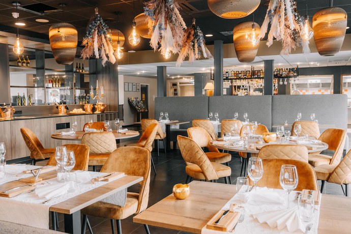 Imagen del bar/restaurante del Hotel Fletcher Restaurant Zevenbergen-Moerdijk. Foto 4