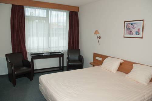 Imagen de la habitación del Hotel Fletcher Steenwijk. Foto 11