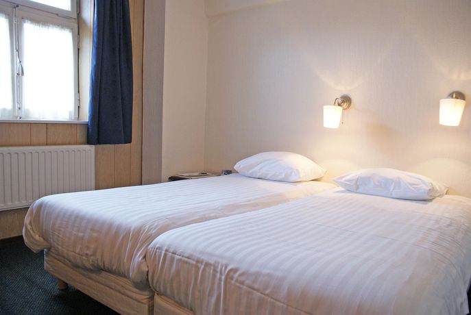 Imagen de los exteriores del Hotel Fletcher -restaurant De Burghoeve. Foto 9