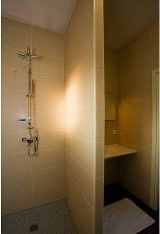Imagen de la habitación del Hotel Fleur De Lys - Bailleul. Foto 6