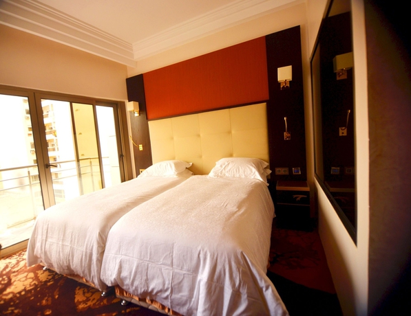 Imagen de la habitación del Hotel Fleur De Lys Plateau. Foto 5