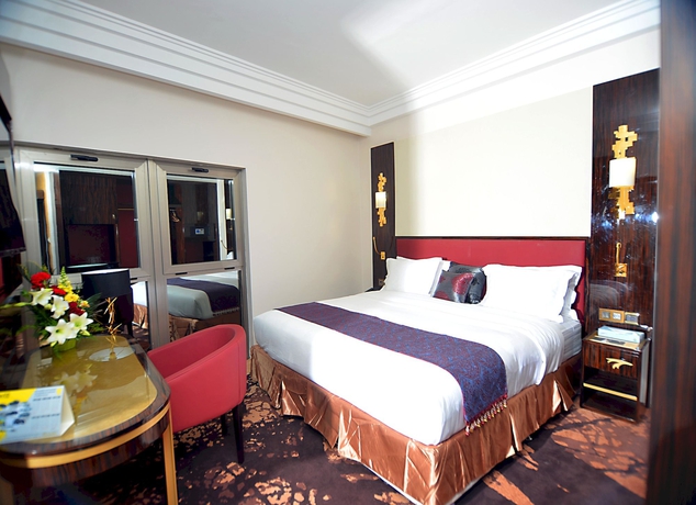 Imagen de la habitación del Hotel Fleur De Lys Plateau. Foto 8