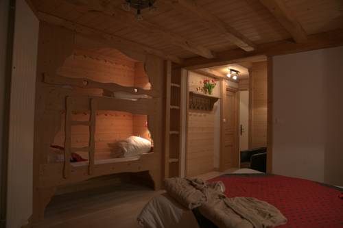 Imagen de la habitación del Hotel Fleur Des Neiges. Foto 2