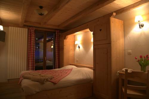 Imagen de la habitación del Hotel Fleur Des Neiges. Foto 6