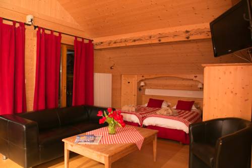Imagen de la habitación del Hotel Fleur Des Neiges. Foto 11