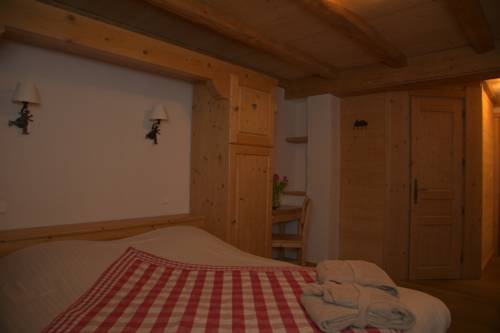Imagen de la habitación del Hotel Fleur Des Neiges. Foto 12