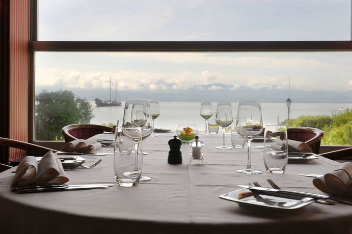Imagen del bar/restaurante del Hotel Fleur Du Lac. Foto 4