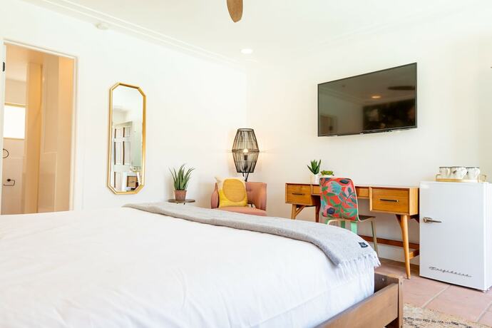 Imagen de la habitación del Hotel Fleur Noire. Foto 11