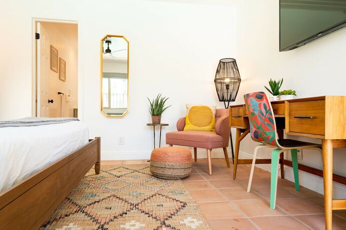 Imagen de la habitación del Hotel Fleur Noire. Foto 16
