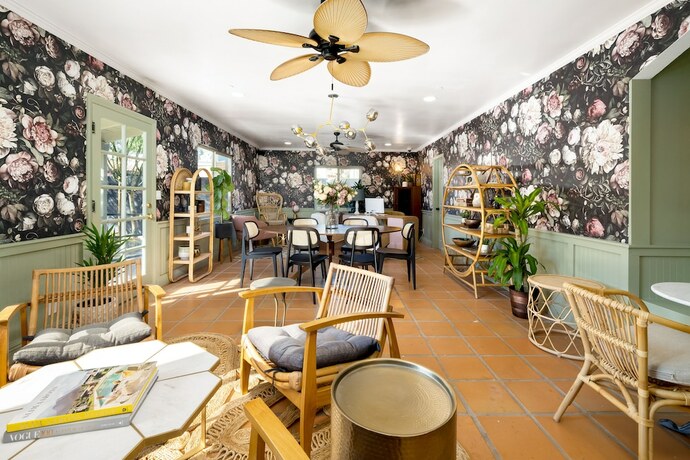Imagen general del Hotel Fleur Noire. Foto 6
