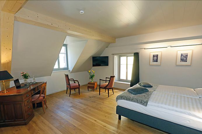 Imagen de la habitación del Hotel Fleur de Lis, Le Locle. Foto 16