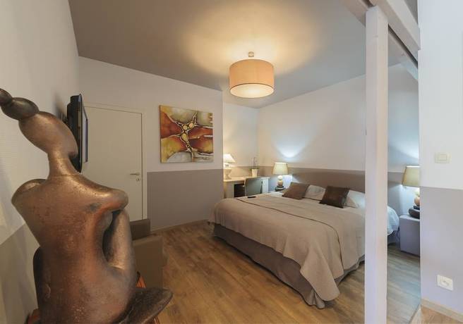 Imagen de la habitación del Hotel Fleur de Lys, Zedelgem. Foto 13