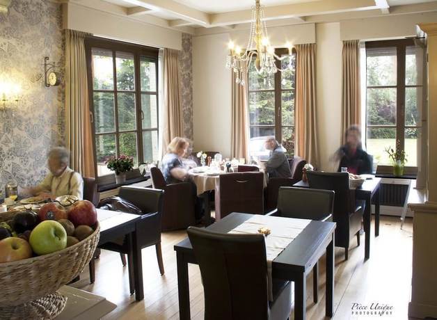 Imagen del bar/restaurante del Hotel Fleur de Lys, Zedelgem. Foto 2