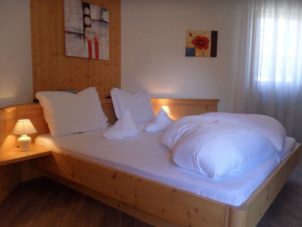 Imagen de la habitación del Hotel FleurAlp. Foto 14