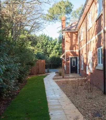 Imagen general del Hotel Flexi-lets Old Rectory Court. Foto 9