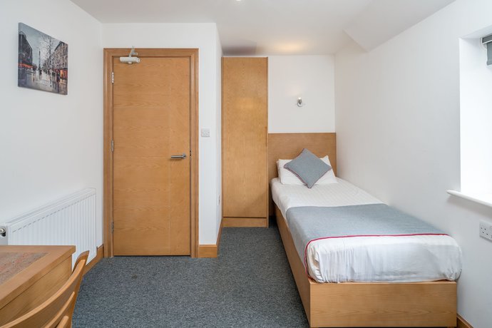Imagen de la habitación del Hotel Flexistay Aparthotel Sutton. Foto 2