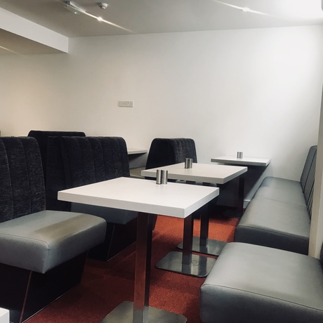 Imagen del bar/restaurante del Hotel Flexistay Leicester Gables. Foto 7