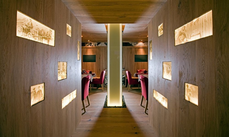 Imagen de los interiores del Hotel Fliana. Foto 6