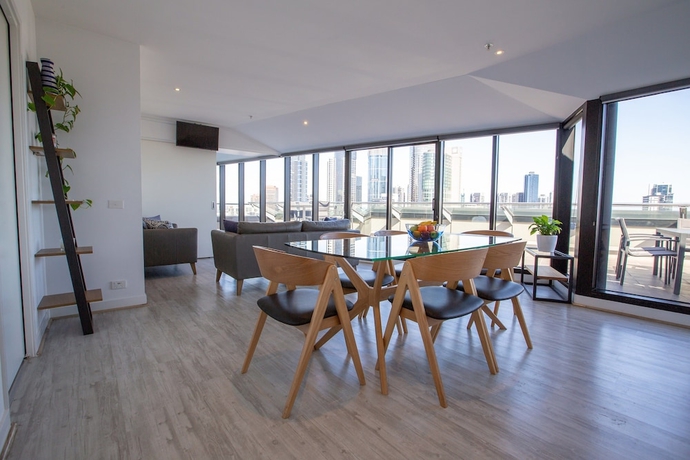 Imagen de la habitación del Hotel Flinders Luxury Penthouse. Foto 3