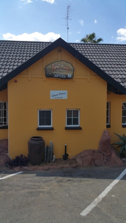 Imagen general del Hotel Flintstones Guest House Fourways. Foto 2